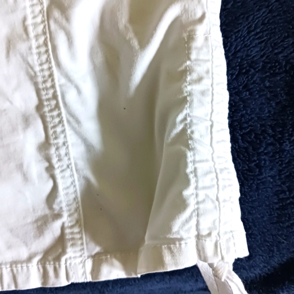 White Denver Hayes Capri Pants - Picture 5 of 11